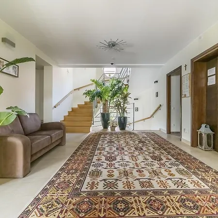 Vela Bed & Breakfast 3*