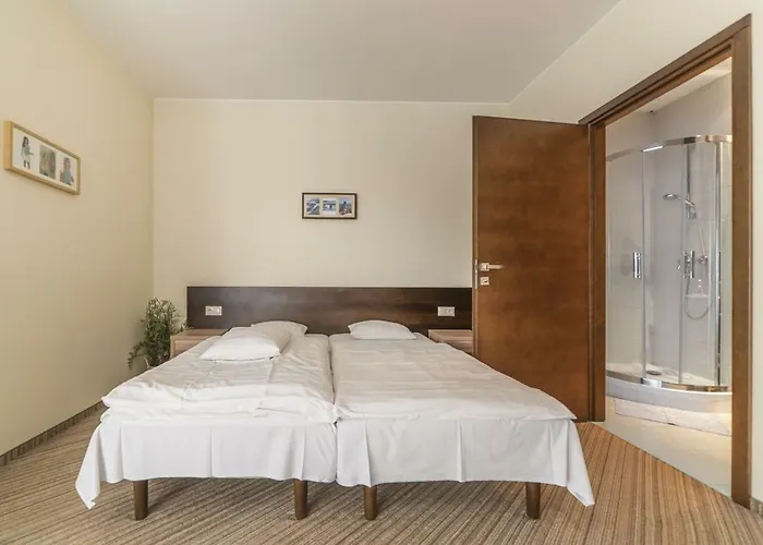 فندق مبيت وإفطار Vela 3*